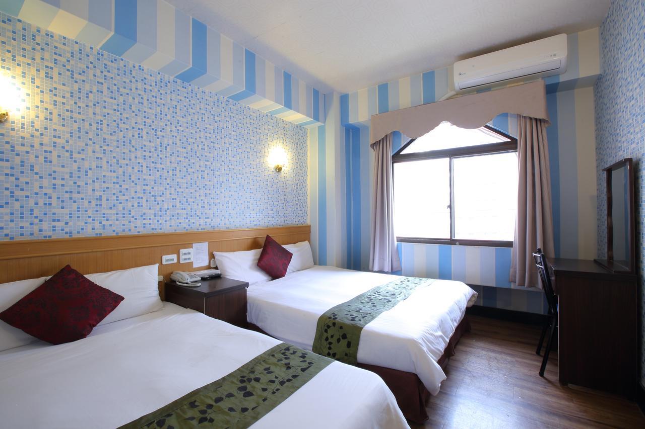 Chiayi Crown Hotel Exterior photo