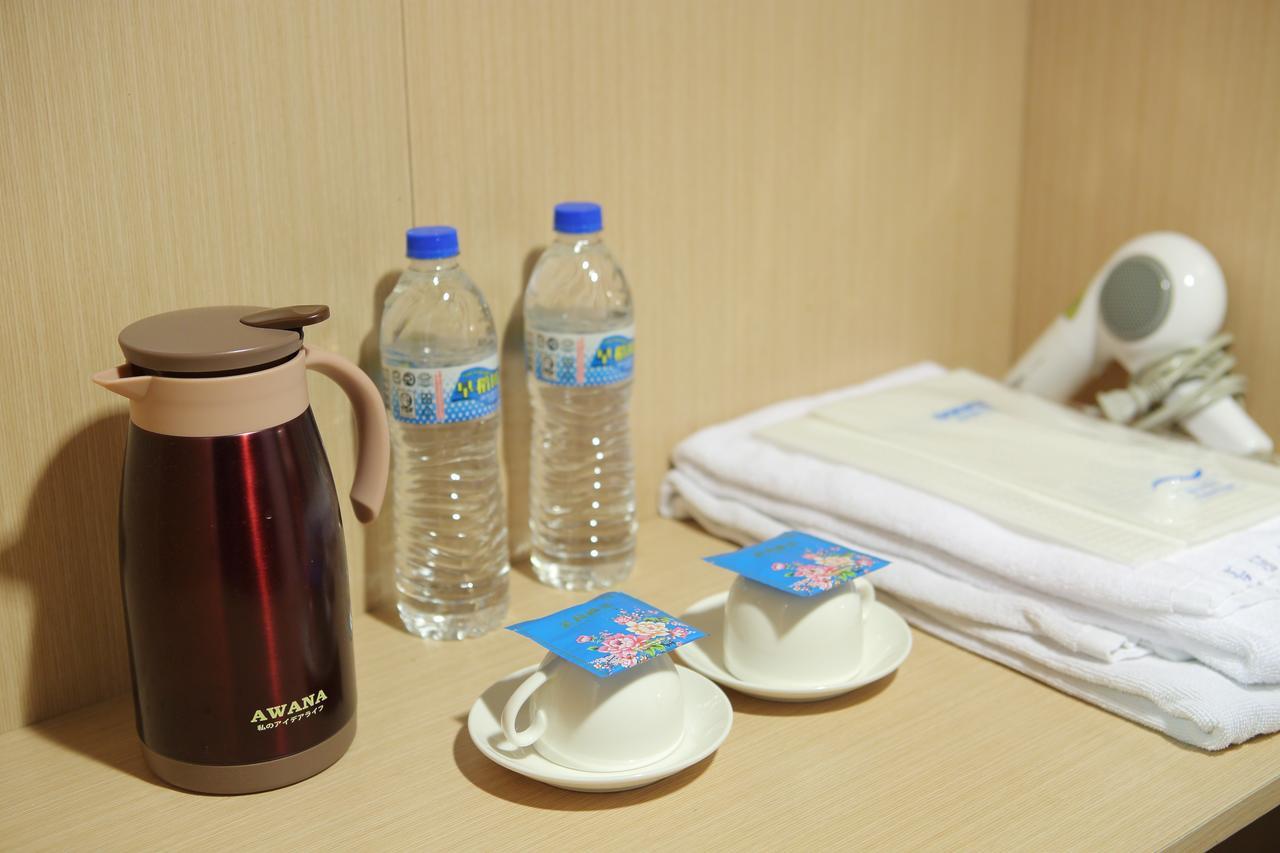 Chiayi Crown Hotel Exterior photo